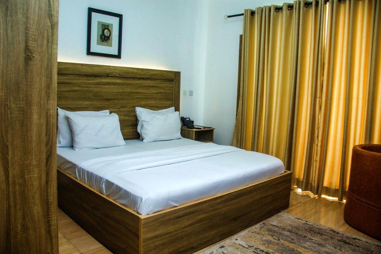 Hotel Capitol Икея Экстерьер фото